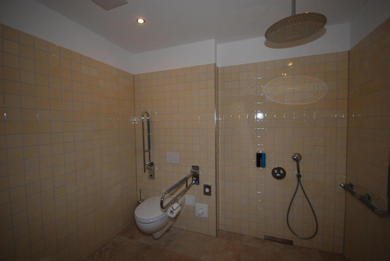 Hotel Boskamp Бергиш Гладбах Екстериор снимка